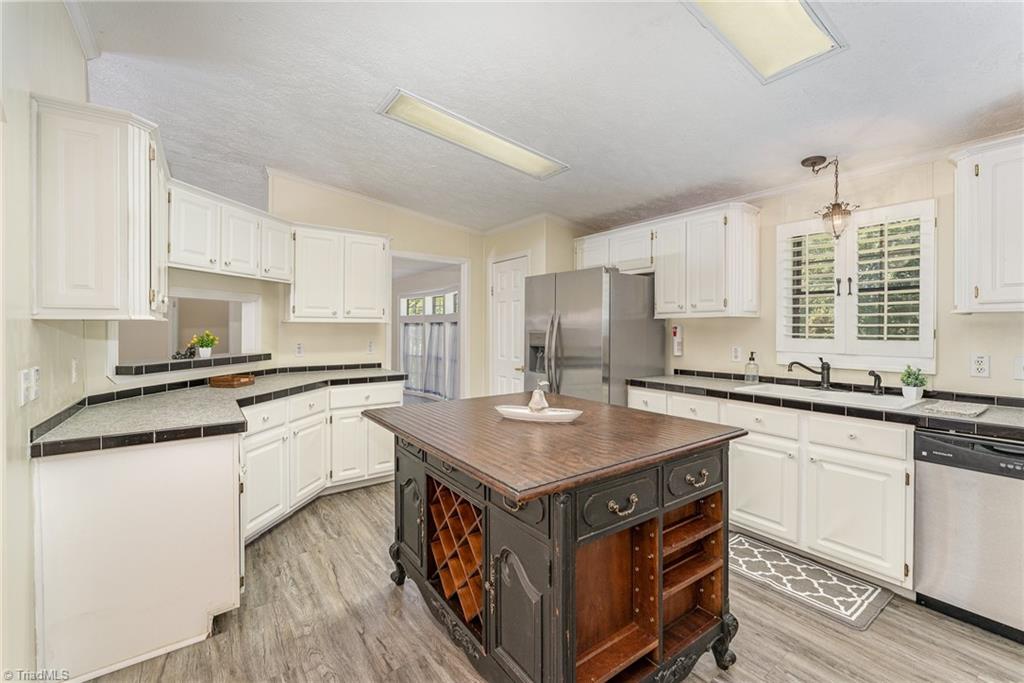 2975 Motsinger Road Winston-Salem, NC 27107 - Photo 10 of 30 Gallery Image 10