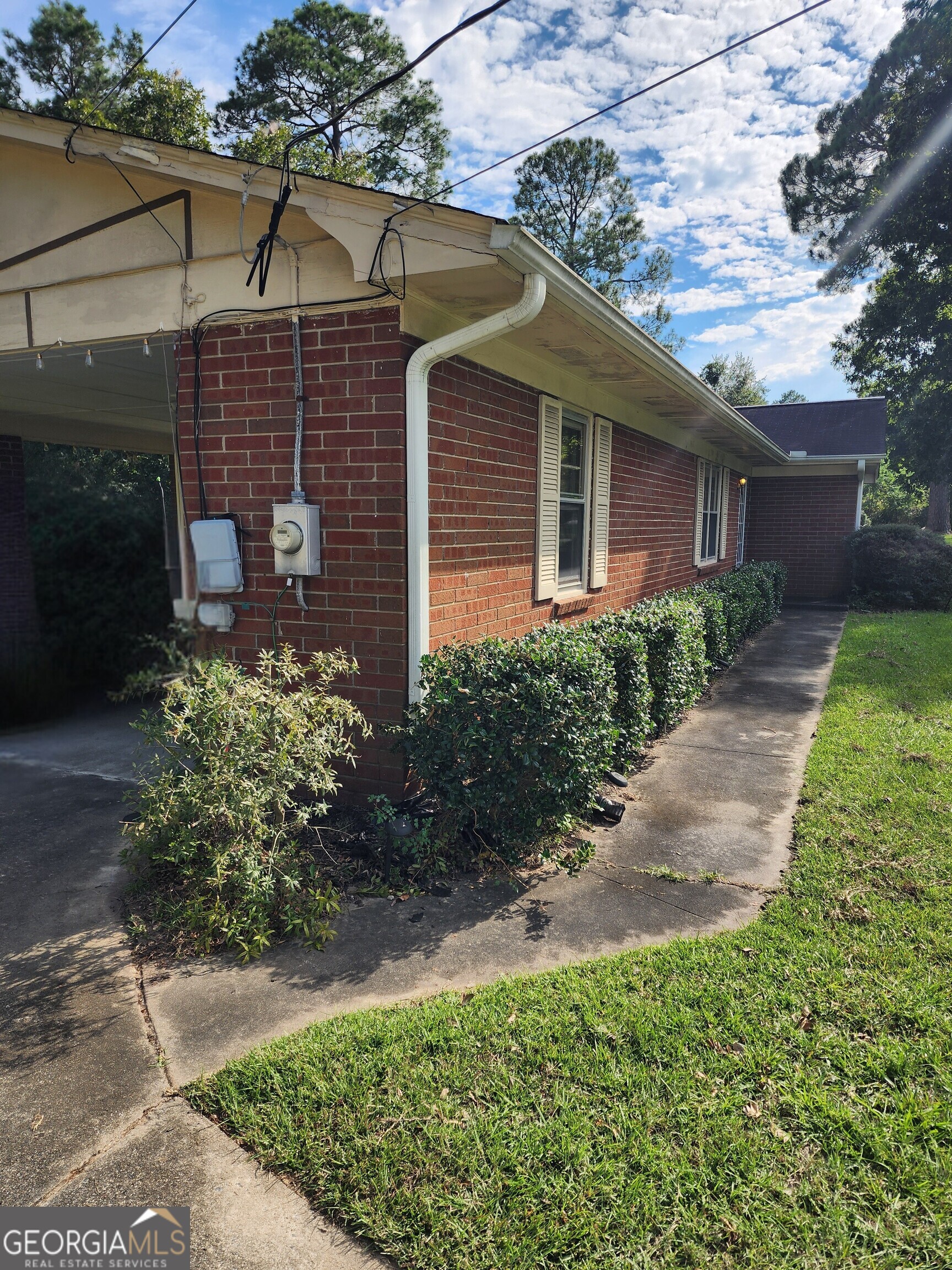 213 Pinehurst Drive Dublin, GA 31021 - Photo 2 of 9