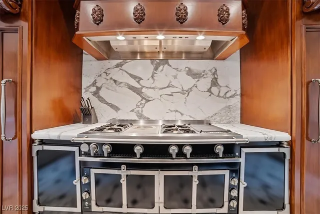 $8,678,888 | 19 Eagles Landing Lane, Las Vegas, NV 89141