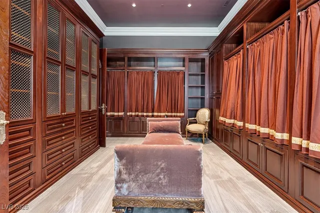 $8,678,888 | 19 Eagles Landing Lane, Las Vegas, NV 89141