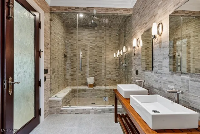 $8,678,888 | 19 Eagles Landing Lane, Las Vegas, NV 89141