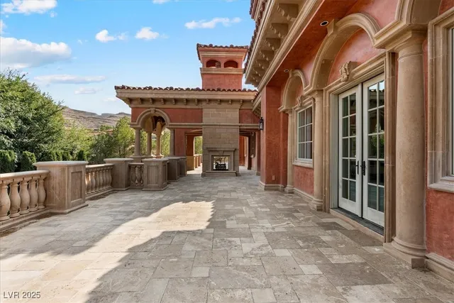 $8,678,888 | 19 Eagles Landing Lane, Las Vegas, NV 89141