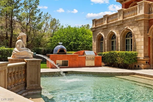 $8,678,888 | 19 Eagles Landing Lane, Las Vegas, NV 89141