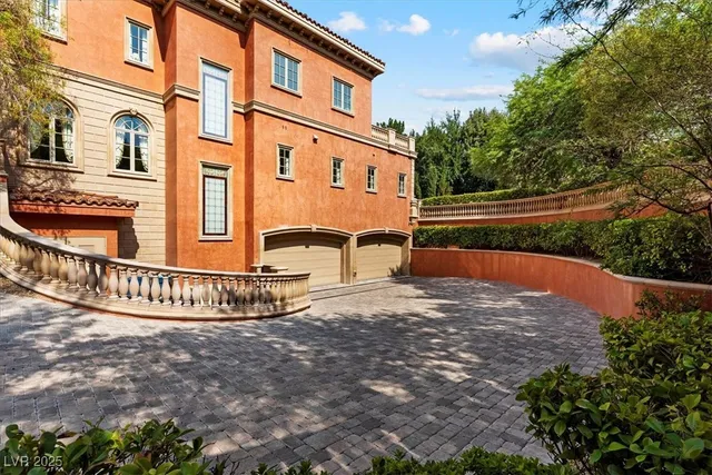$8,678,888 | 19 Eagles Landing Lane, Las Vegas, NV 89141