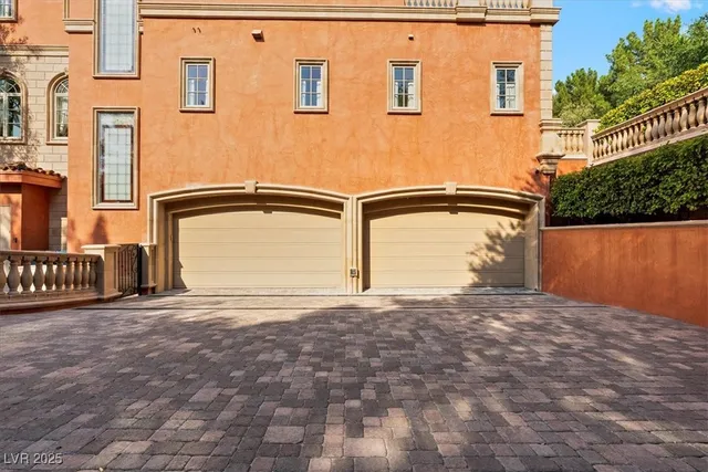 $8,678,888 | 19 Eagles Landing Lane, Las Vegas, NV 89141