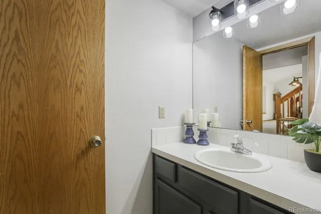 $695,000 | 2912 Lake Park Way, Longmont, CO 80503