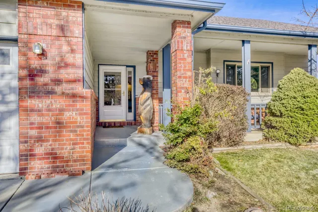 $695,000 | 2912 Lake Park Way, Longmont, CO 80503