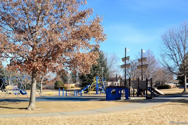 $695,000 | 2912 Lake Park Way, Longmont, CO 80503