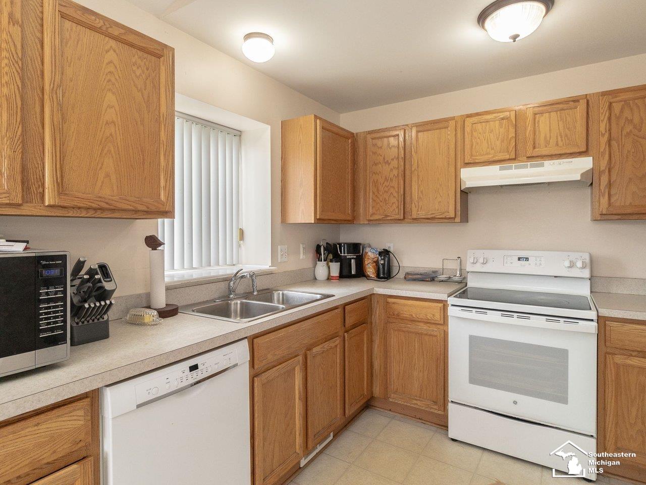4031 Stone Post Road Newport, MI 48166 - Photo 9 of 27