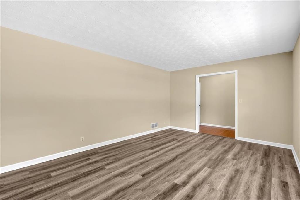 115 Creek Circle Stockbridge, GA 30281 - Photo 5 of 13