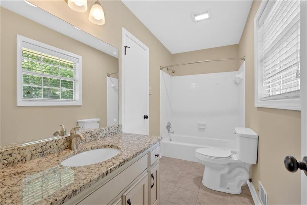 115 Creek Circle Stockbridge, GA 30281 - Photo 7 of 13