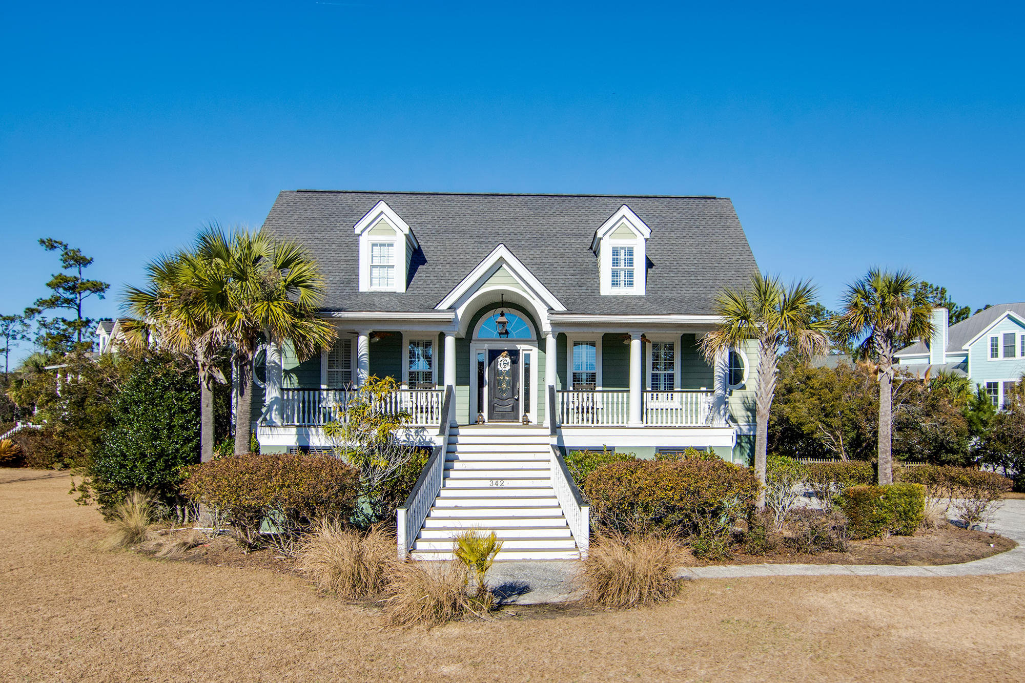 342 Commonwealth Road Mount Pleasant, SC 29466 - Photo 1 of 39 1