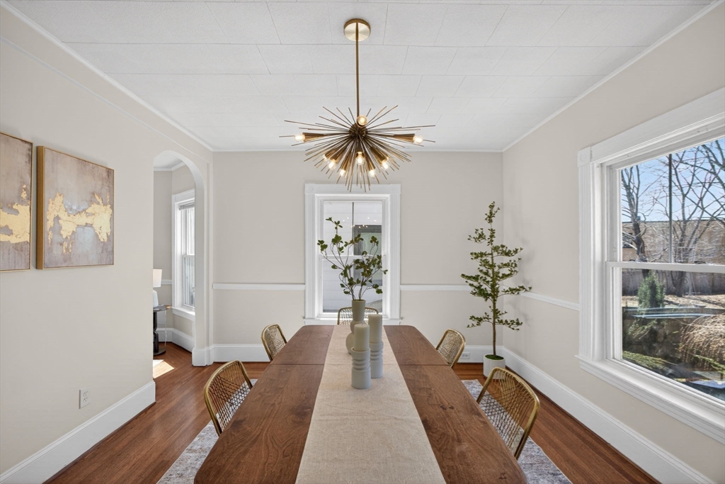 128 Rowe Street Melrose, MA 02176 - Photo 17 of 37