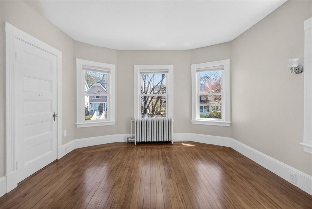 128 Rowe Street Melrose, MA 02176 - Photo 23 of 37