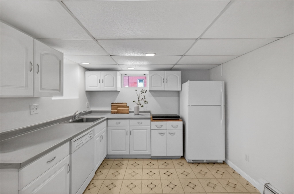 128 Rowe Street Melrose, MA 02176 - Photo 29 of 37