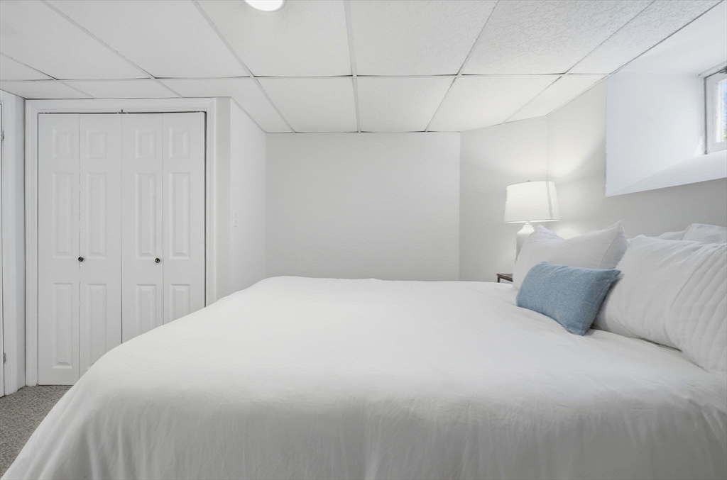 128 Rowe Street Melrose, MA 02176 - Photo 31 of 37