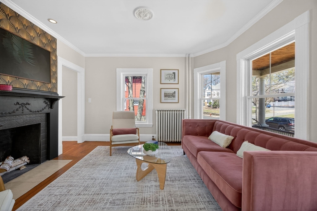 128 Rowe Street Melrose, MA 02176 - Photo 8 of 37