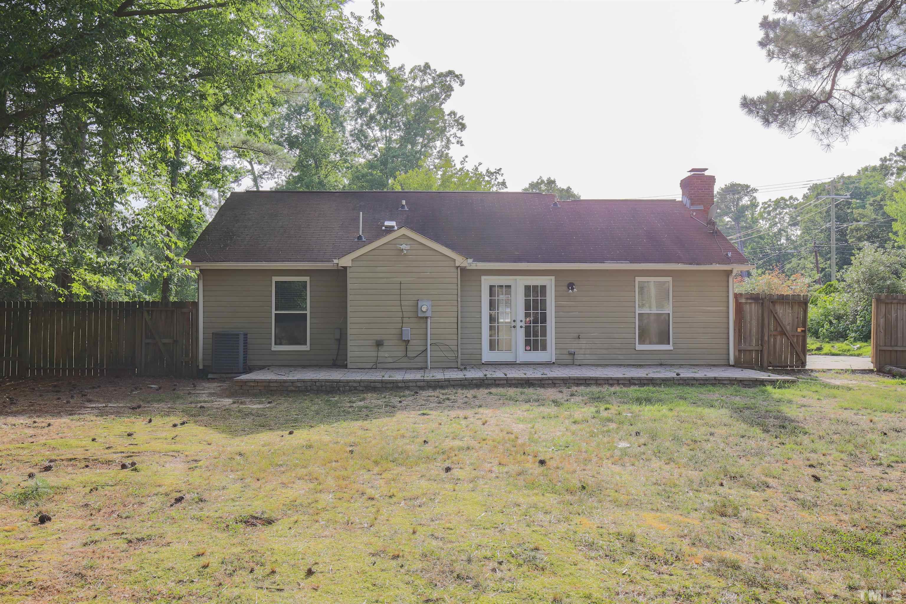 5405 Barbee Road Durham, NC 27713 - Photo 5 of 17 a view of a house with a yard