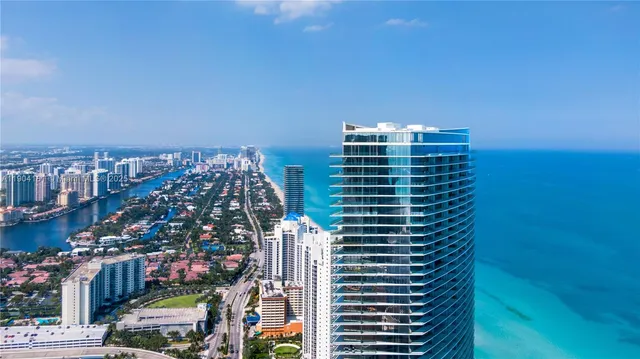 $25,000 | 18975 Collins Avenue, Unit 2203, Sunny Isles Beach, FL 33160