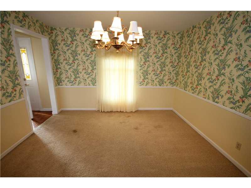 3900 Cove Road Columbus, IN 47203 - Photo 8 of 23 Gallery Image 8