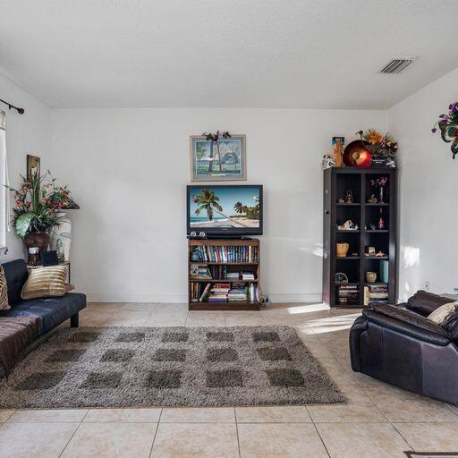 645 Northwest 38th Circle Boca Raton, FL 33431 - Photo 26 of 46 2