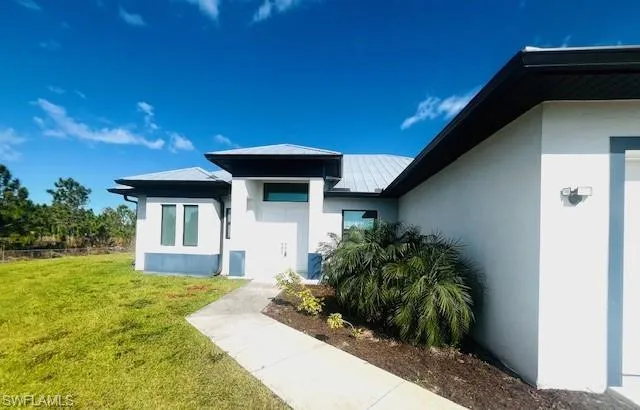 $4,500 | 3673 62nd Avenue Northeast, Naples, FL 34120