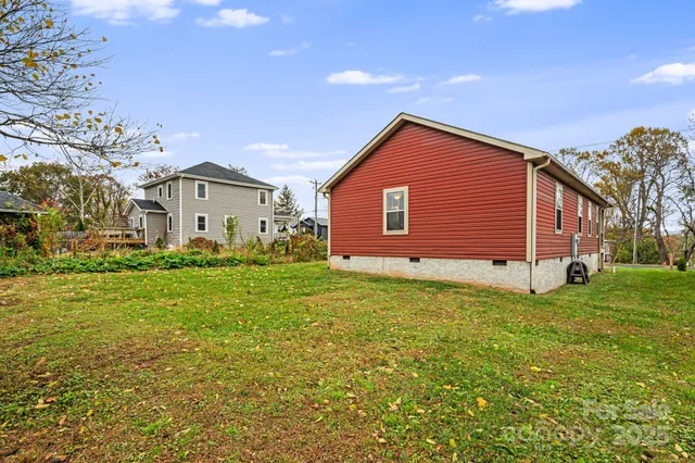 $350,000 | 304 Hazel Mill Road, Asheville, NC 28806