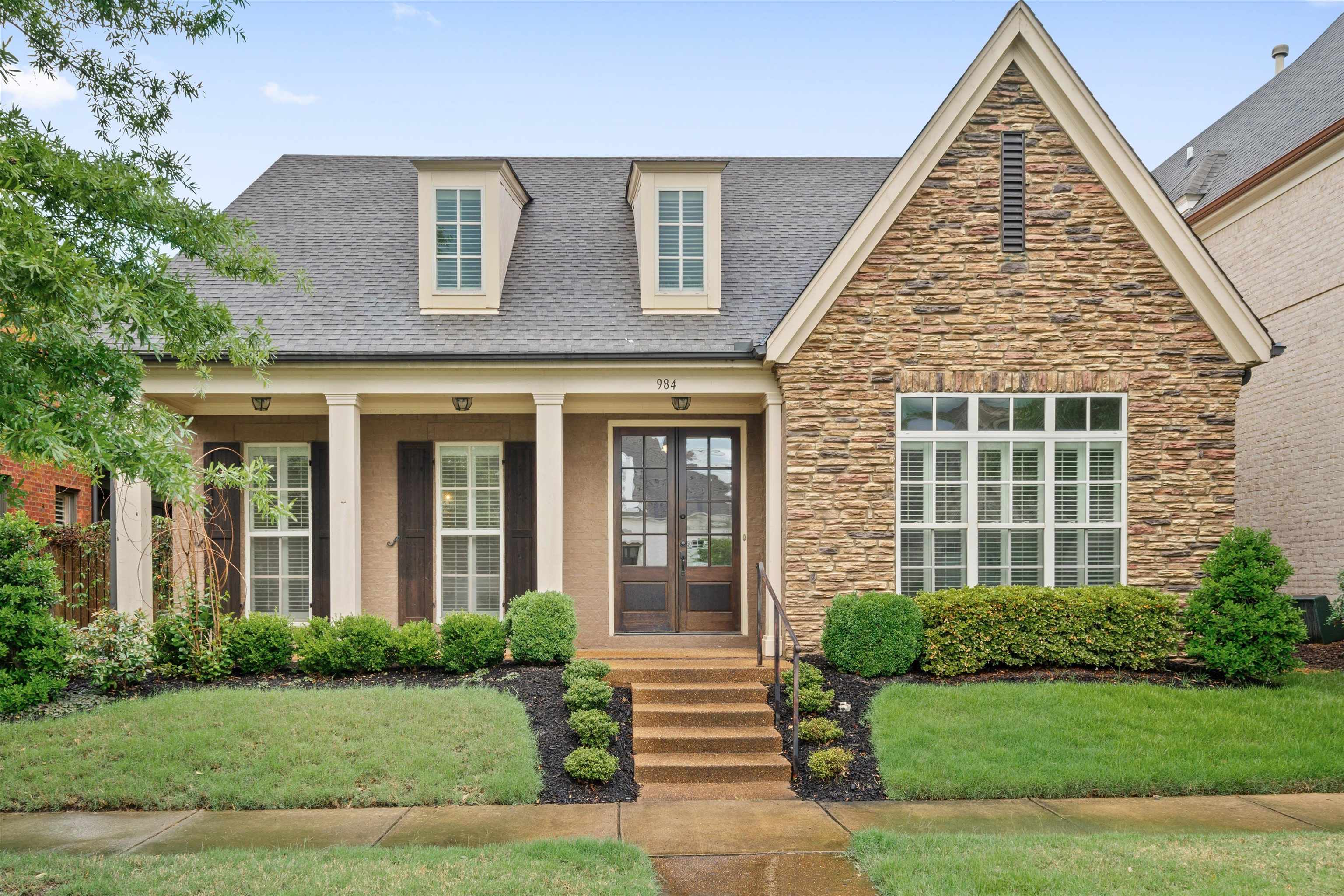 984 Russell Farms Road Collierville, TN 38017 - Photo 1 of 34 Gallery Image 1