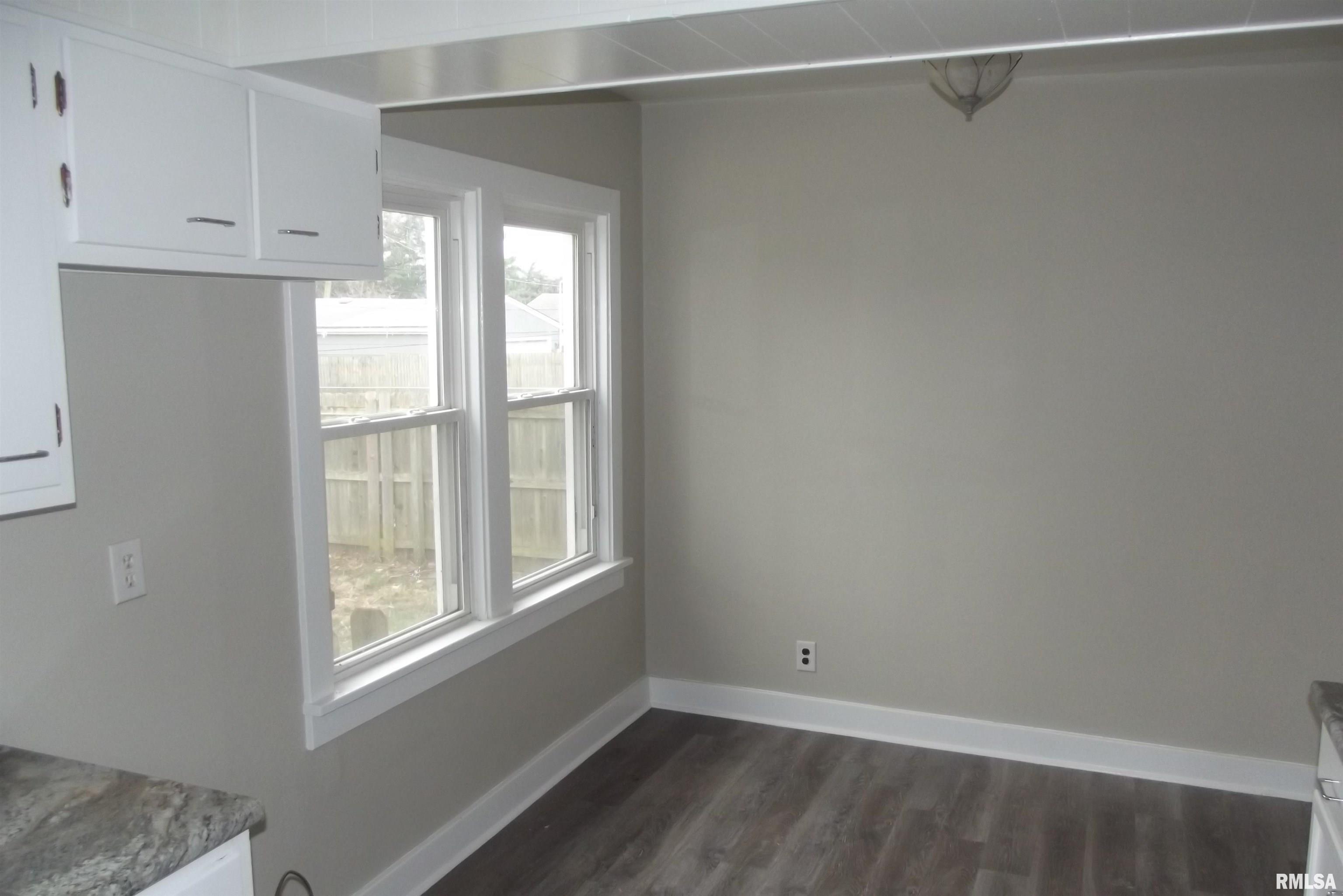 2432 South 5th Street Springfield, IL 62703 - Photo 13 of 20