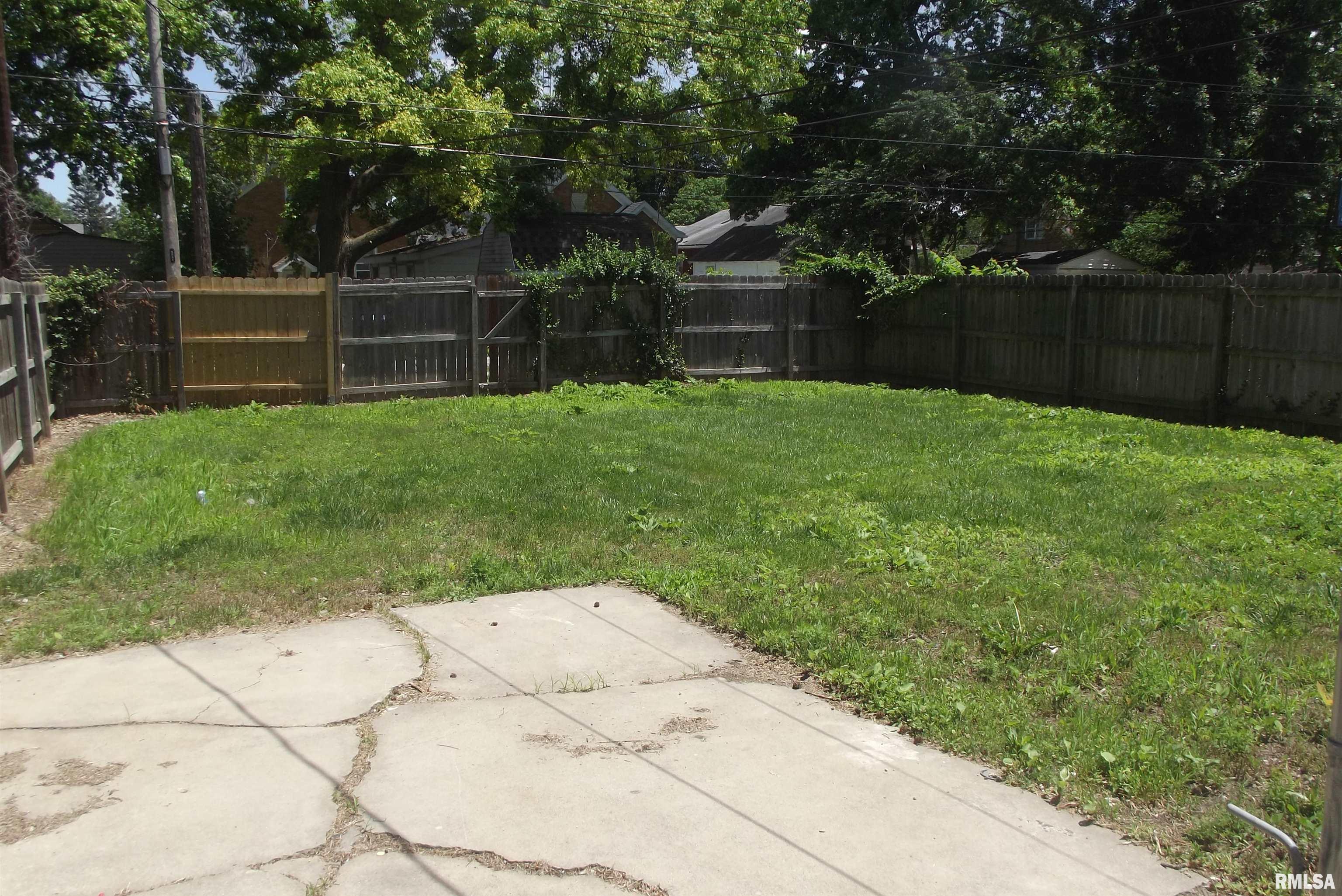 2432 South 5th Street Springfield, IL 62703 - Photo 7 of 20