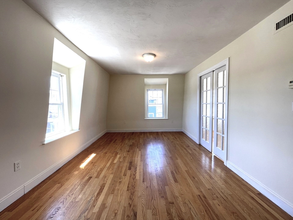 11 Brighton Street, Unit 3 Boston, MA 02129 - Photo 4 of 9