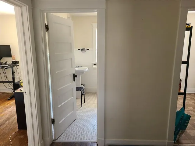 $285,000 | 835 West 39th Terrace, Kansas City, MO 64111