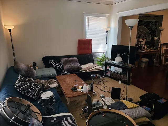 $285,000 | 835 West 39th Terrace, Kansas City, MO 64111