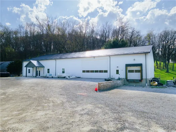 $950,000 | 6605 Highway 515, Dundee, OH 44624