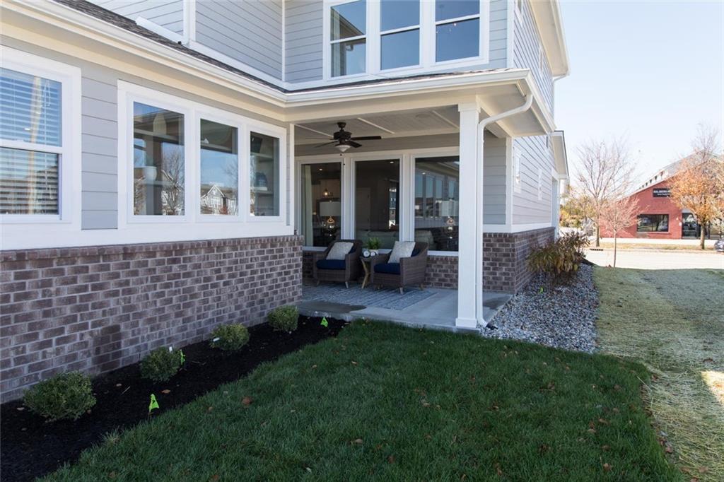5803 Wheeler Road Indianapolis, IN 46216 - Photo 3 of 35 Gallery Image 3