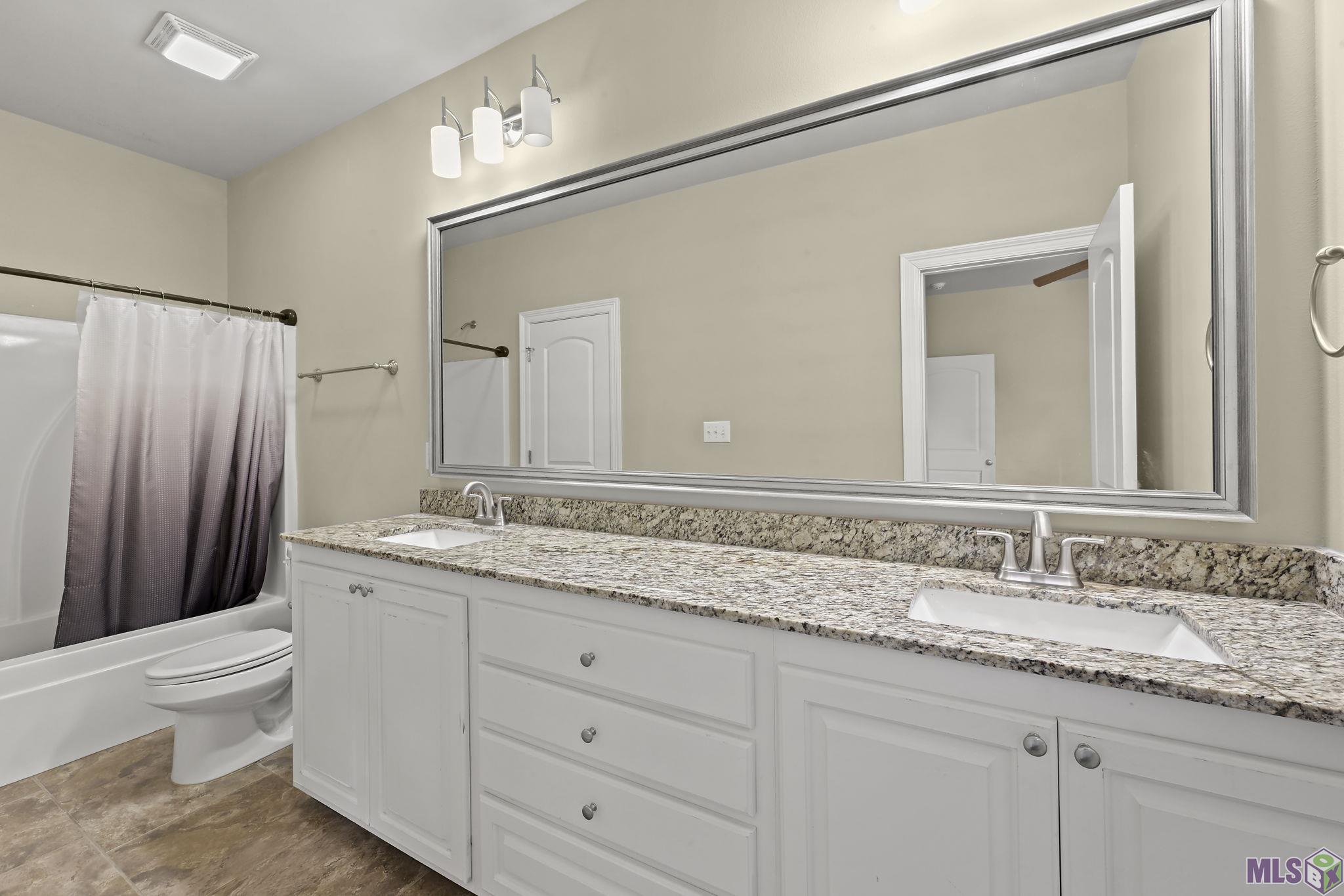 2347 Morningbrook Drive Baton Rouge, LA 70816 - Photo 19 of 24