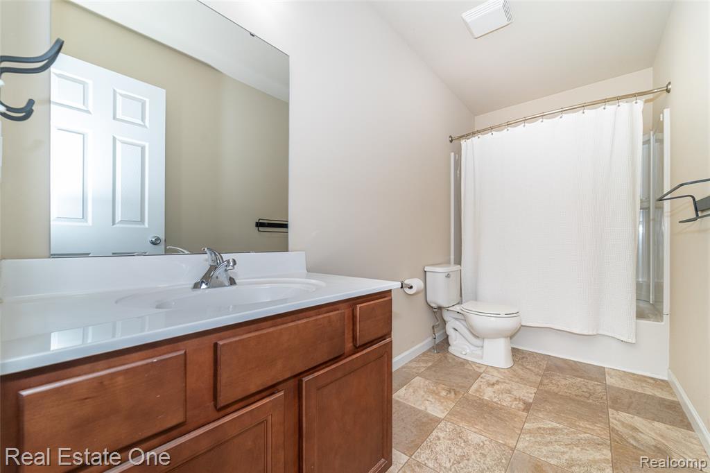 750 Dewars Street Howell, MI 48843 - Photo 29 of 39 Gallery Image 29