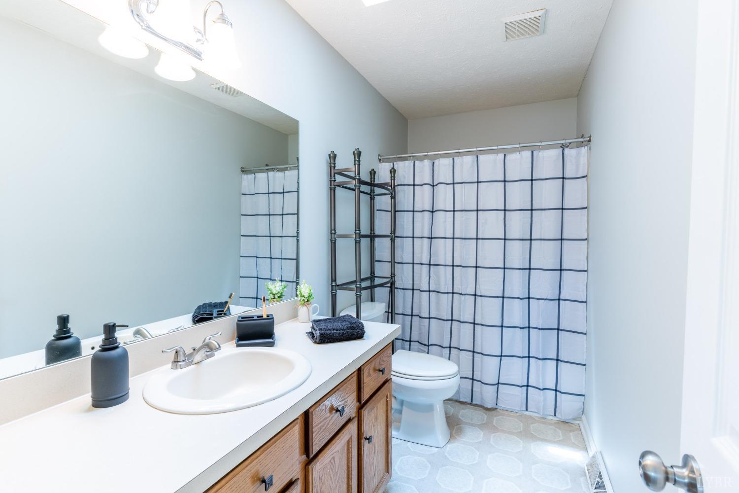 3173 Thomas Jefferson Road Forest, VA 24551 - Photo 23 of 56 Gallery Image 23