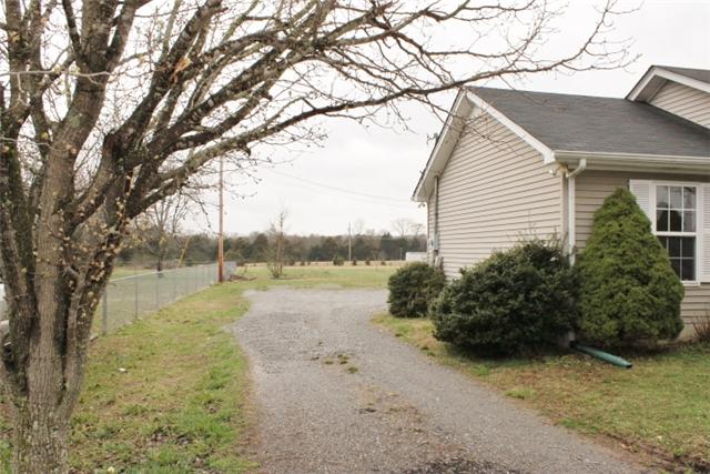 4021 Highship Road Murfreesboro, TN 37130 - Photo 5 of 17 Gallery Image 5