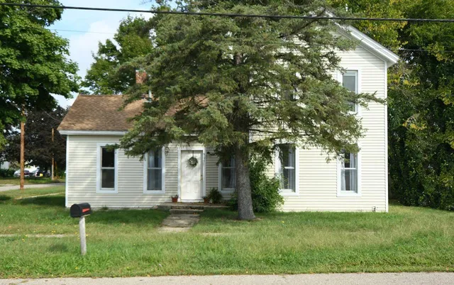 $199,000 | 501 East Paw Paw Street, Paw Paw, MI 49079