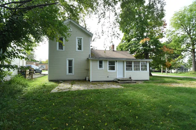$199,000 | 501 East Paw Paw Street, Paw Paw, MI 49079
