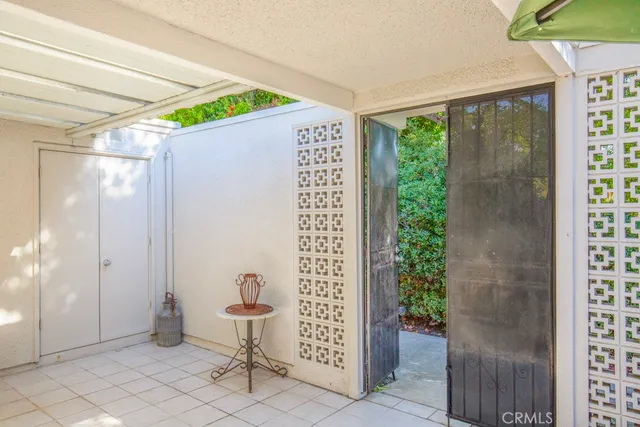 a table and chairs in the patio