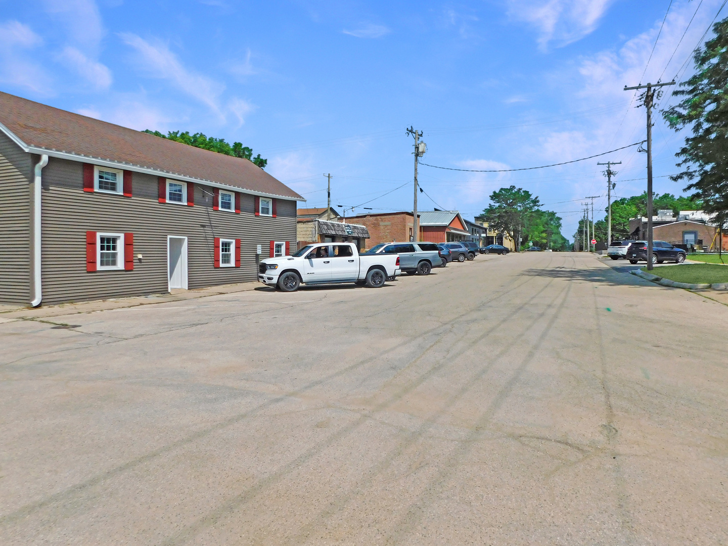 122 South Prairie Street, Unit 3 Rockton, IL 61072 - Photo 2 of 15 a view of street with parked cars