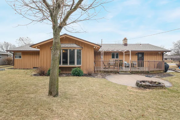 $419,900 | 818 Huron Avenue, Oostburg, WI 53070