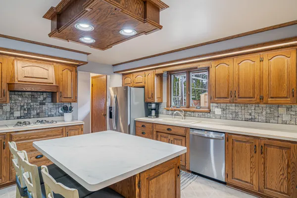 $419,900 | 818 Huron Avenue, Oostburg, WI 53070