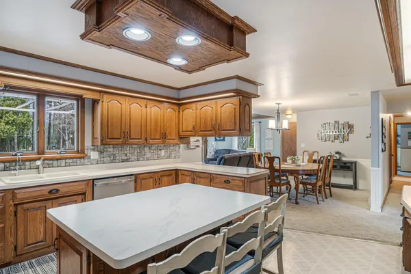 $419,900 | 818 Huron Avenue, Oostburg, WI 53070