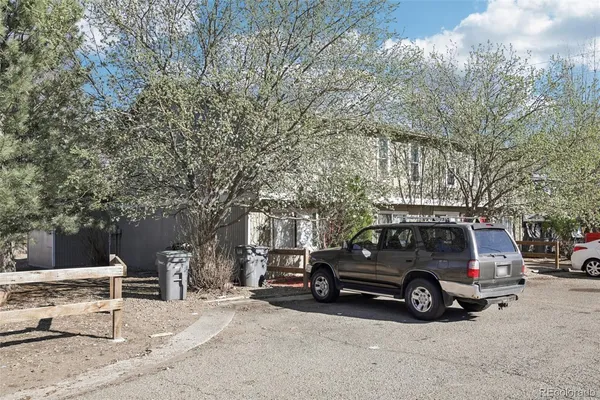 $950,000 | 904 Excalibur Street, Lafayette, CO 80026