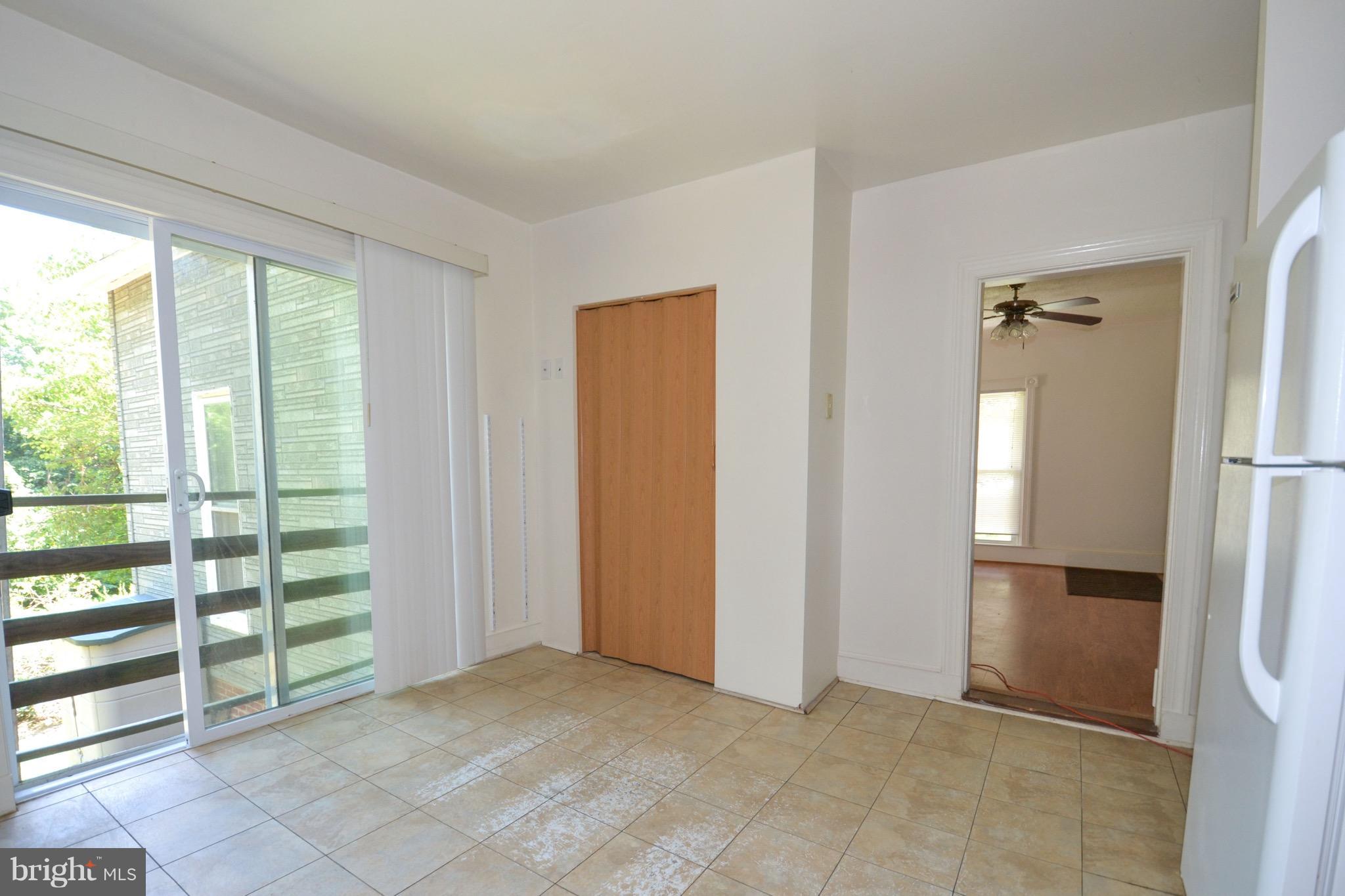 374 Jewell Road Dunkirk, MD 20754 - Photo 11 of 25 an empty room with windows and closet