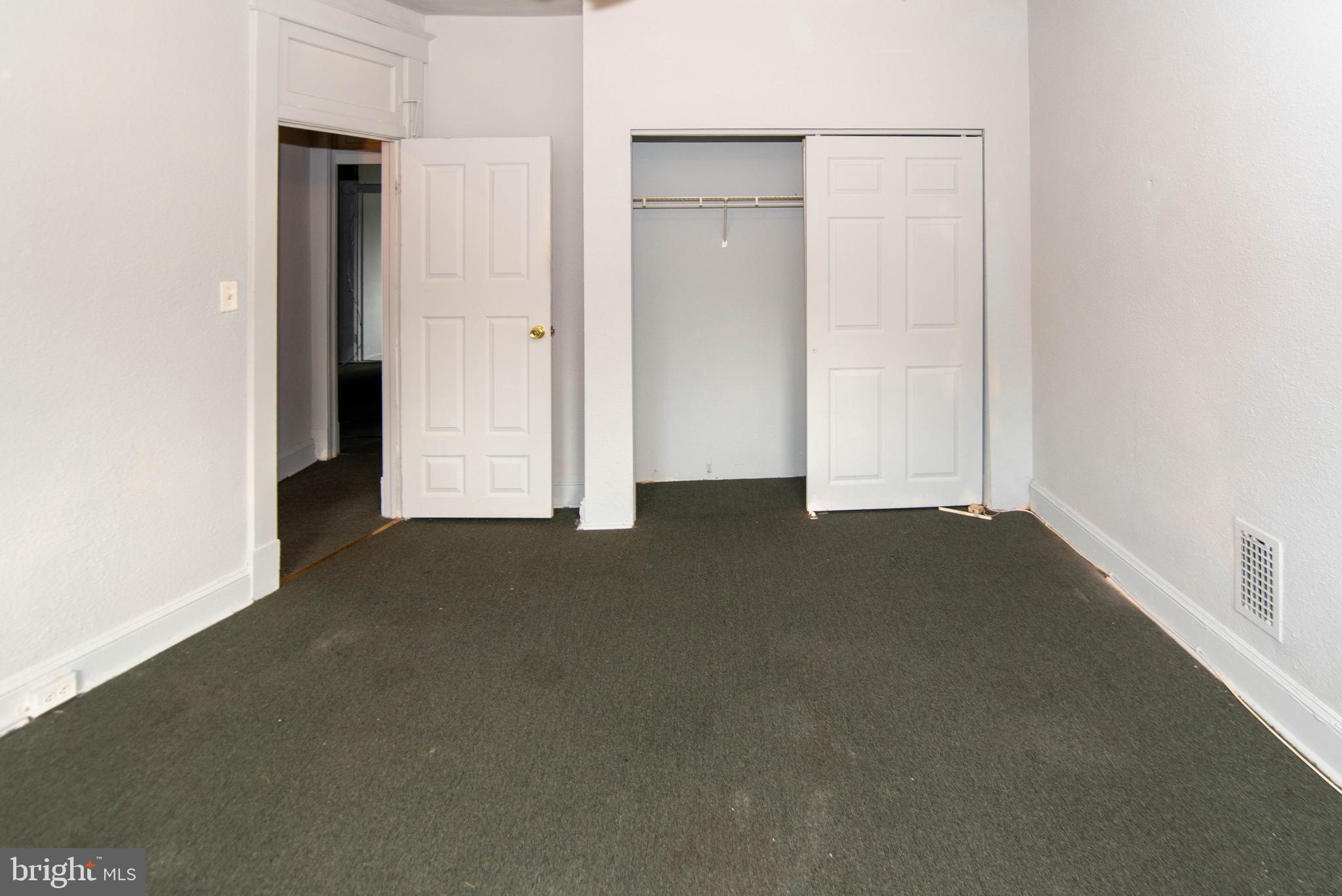 3109 Lawnview Avenue Baltimore, MD 21213 - Photo 11 of 35