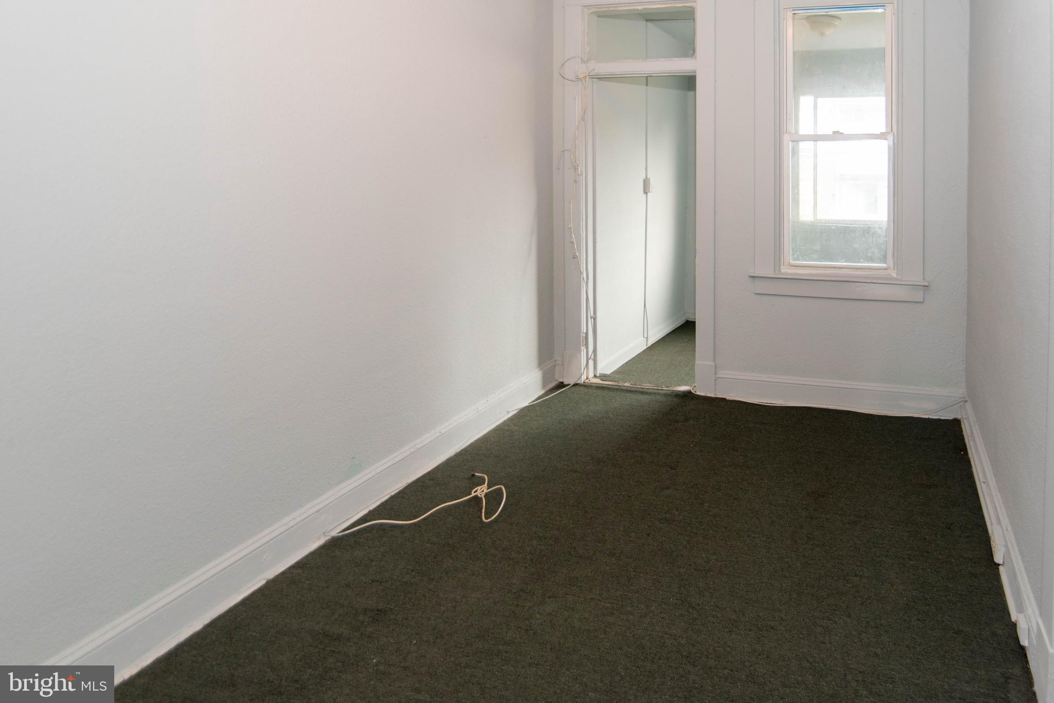 3109 Lawnview Avenue Baltimore, MD 21213 - Photo 14 of 35